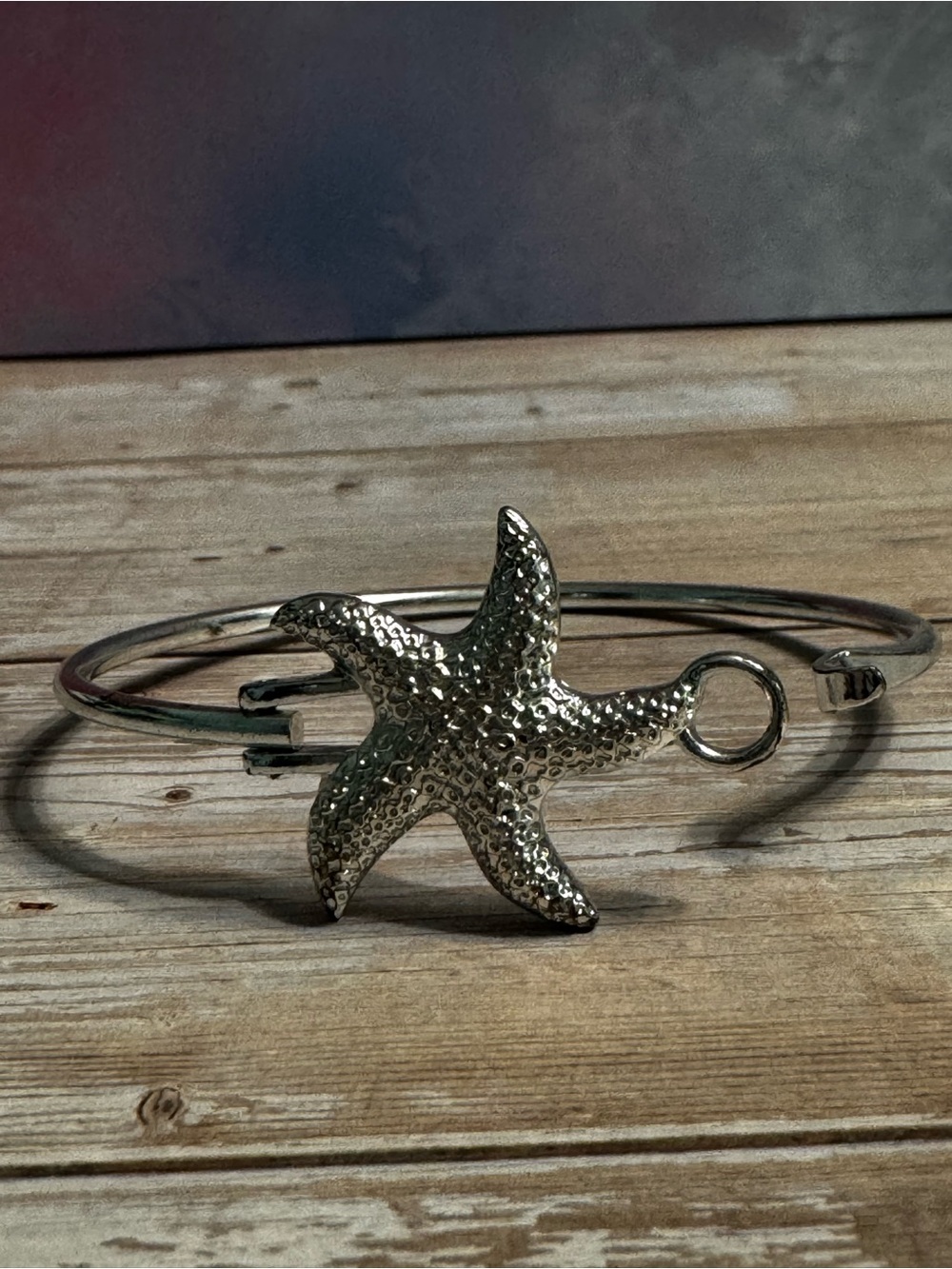 Silver tone Starfish Bracelet Costume Jewelry